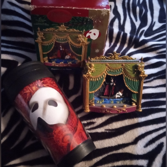 Phantom of the Opera Collectibles - Picture 1 of 3